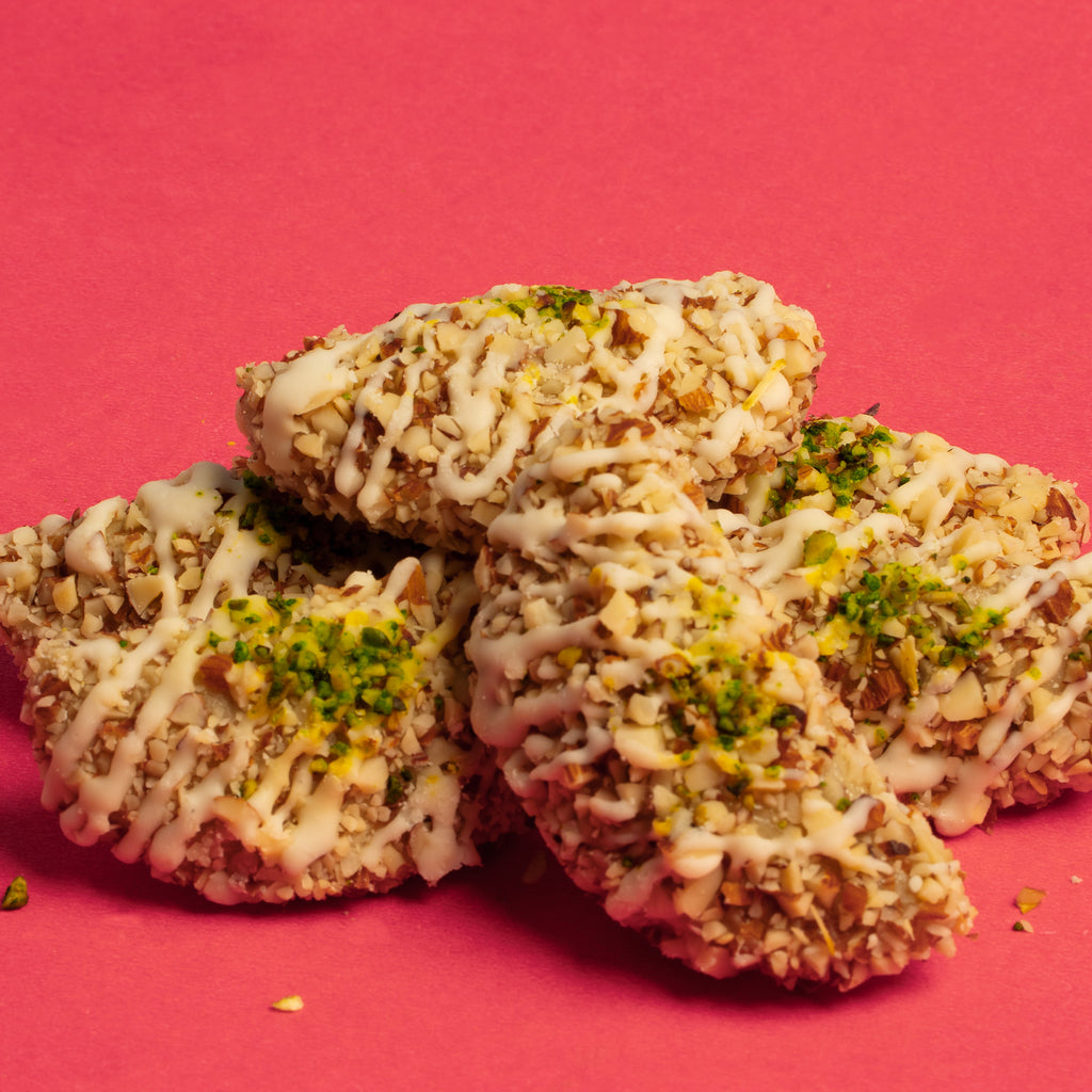 Kaju Gujiya